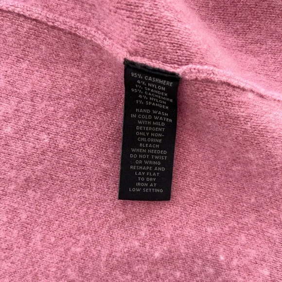Saks Fifth Avenue 95% cashmere wrap. Gorgeous pink and lush. Super soft! - Picture 3 of 6